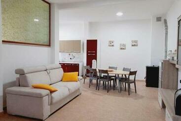شقق خاصة سياحية Casa Vacanze Sunshine