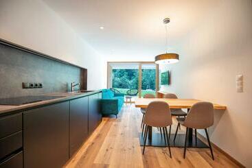 관광객 아파트 Greva Apartments 1