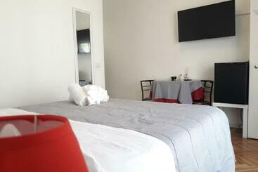 پانسیون Affittacamere L Orchidea