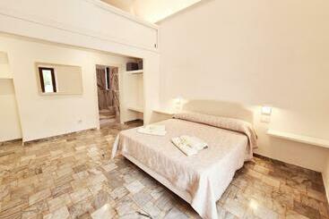 پانسیون Villa Manini Suites
