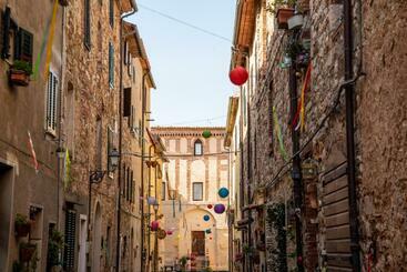 아파트호텔 Borgo Di Caldana Accoglienza Turistica Diffusa