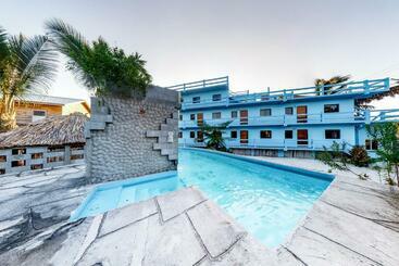 مُتل Otoch Mayan Falls Gold Standard And Corridor Certified