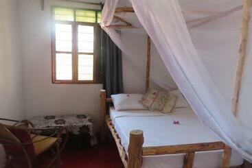 פנסיון Jacob S Inn Jambiani