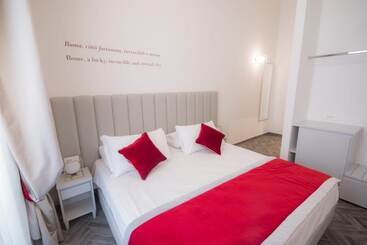 پانسیون Frattina Ff Italian Suites