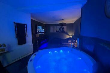 住宿加早餐  Luxury Room