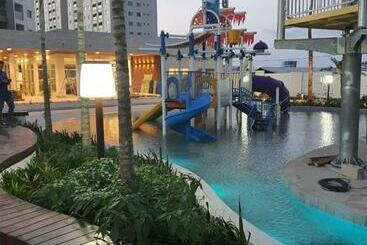 בית מלון כפרי Salinas Exclusive Resort