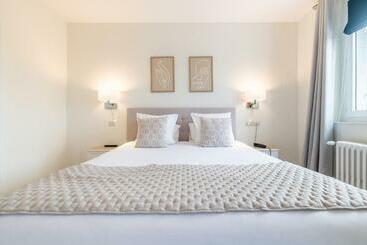 酒店 Hôtel échappée En Baie   Parking Privé Gratuit Dont Forfaits Bornes électriques Réservable