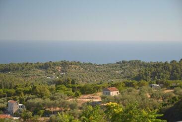 مبيت وإفطار Guest House   Villa Uria