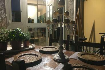 پانسیون Murex