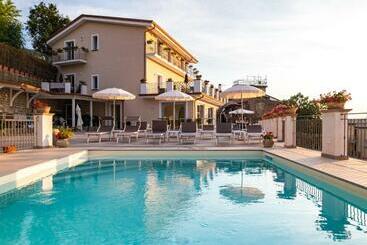 アパートホテル Residence I Lauri