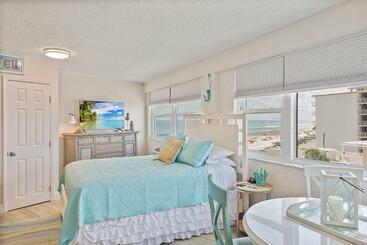 شقة فندقية Beach Views By Day , Star Gazing By Night   Hawaiian Inn Beach Resort