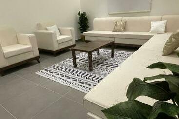 Ladan Apartment