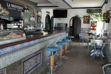 ペンション Hostal Restaurante Bar Cafeteria La Melchora