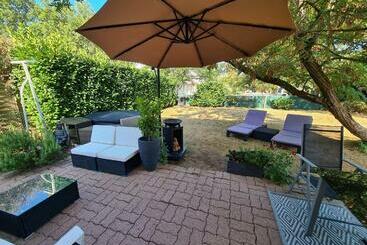 דירות לתיירים Gîte Tout Confort Avec Jacuzzi, Proche Loire Et Forêt D Orléans, Idéal Pour Séjours Nature Et Détent