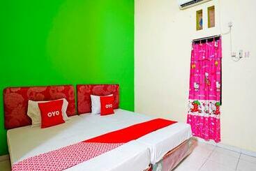 هتل Oyo 91583 D’cost Green Syariah