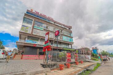 酒店 The Glory