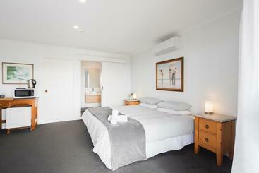 ペンション Ananda 1   Bliss In Corinella With Ocean Views