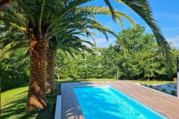 شقق خاصة سياحية Promo   Easy Clés  Basque House With Pool