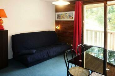 ツーリストアパートメント Résidence Les Ecrins  Studio Pour 4 Personnes 374