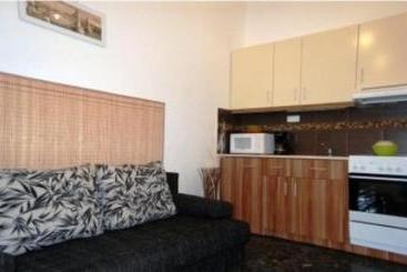 Belváros Apartmanház Sopron