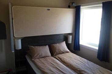 Sjøgløtt Hotell