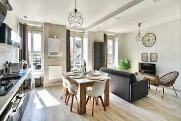 Жильё для туристов Appartement Cosy Bourgoin   Gare & Centre