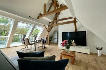 관광객 아파트 Design Studio Church 46