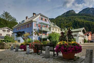 Жильё для туристов Fewo Am Florianiplatz Mit Terrasse