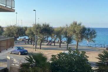 Жильё для туристов Apartment Sapore Di Mare A Porto Torres