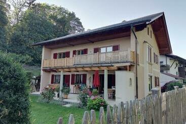 شقق خاصة سياحية Traunzeit