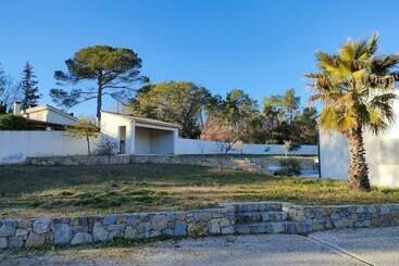 דירות לתיירים Villa Plein Sud Avec Piscine