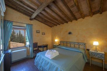 Il Casello Country House B&b