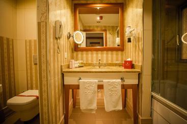 هتل Ramada By Wyndham   Sulaymaniyah Salim Street