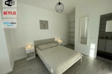 דירות לתיירים Superbe Appartement Cozy Terrasse