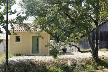 游客公寓 Maisonnette Neuve Monbazillac