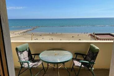 Apartamenty turystyczne Accogliente Appartamento Vista Mare Nettuno