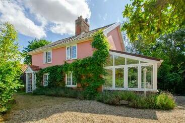 游客公寓 Barn Meadow Cottage