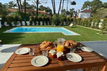 شقق خاصة سياحية Casa Da Santinha Relax Pool & Garden House Near Beach