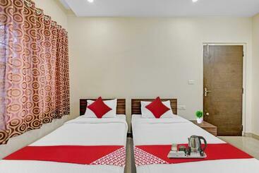 Super Hotel O Ashok Nagar Near Jntu College