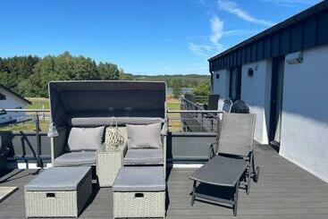 ツーリストアパートメント #neu L Seeblick L Netflix L Boxspring L Nespresso L E Tür L Terrasse L 82m2