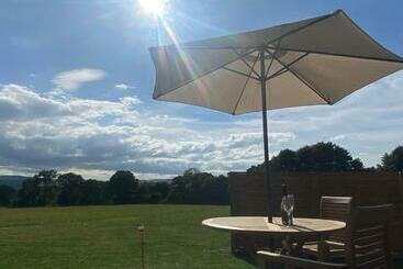 شقق خاصة سياحية Vale View Glamping