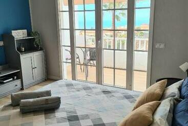 Tourist flats Cozy Studio Sea View In Chayofa