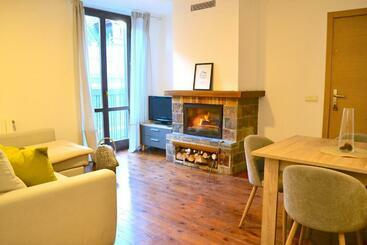 游客公寓 Modern Apartament De Muntanya Amb Llar De Foc By Rural D àneu