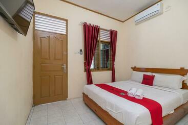 هتل Reddoorz Near Rs Awal Bros Sudirman Pekanbaru