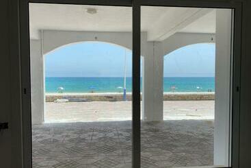 شقق خاصة سياحية Somptueux Appartement De Luxe A Sania Plage  M’diq