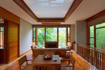 Brilliant Resort And Spa Chongqing