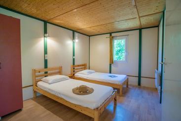 هتل Bungalows & Rooms   Gît ôstal