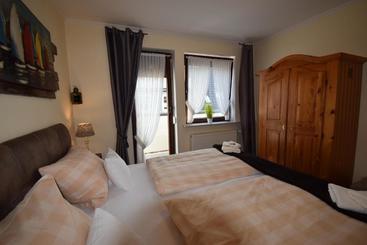 호텔 Ferienwohnung Und Appartementvermietung Haus Kaiser