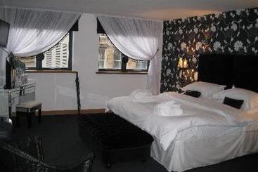 Posh Pads   Liverpool 1   Apart