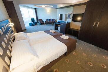 Park Hotel Izida